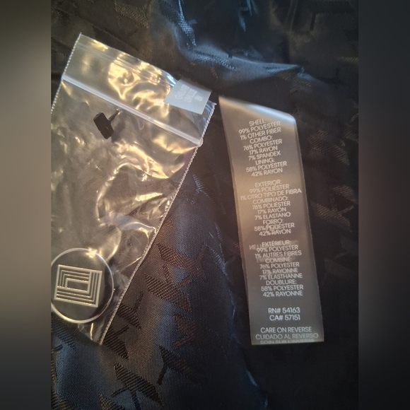 Karl Lagerfeld Paris Plaid Black and Gray Blazer Size 12 NWOT P2P 20 - Picture 13 of 15